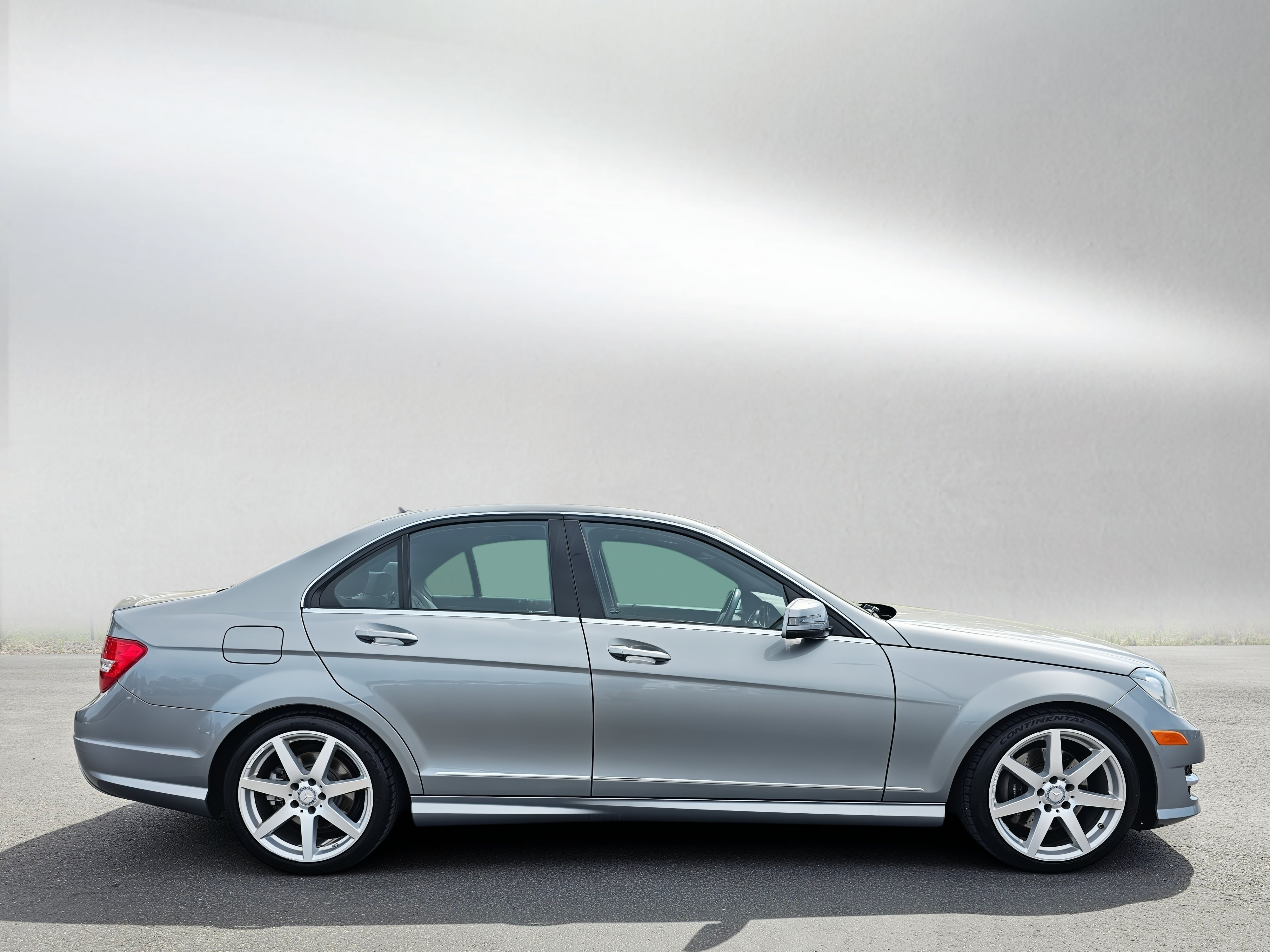Used 2014 Mercedes-Benz C 300 4MATIC Sedan image 6