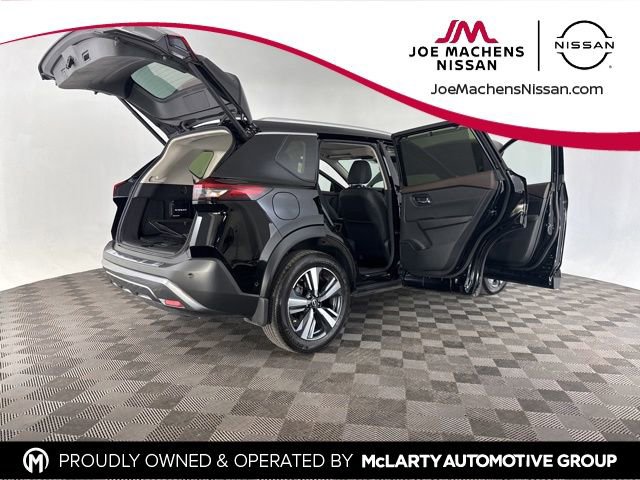 Used 2023 Nissan Rogue SL w/ SL Premium Package image 14