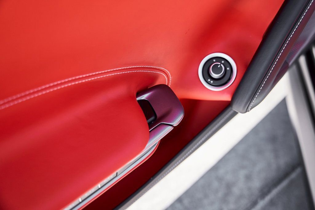 Used 2020 Ferrari GTC4Lusso image 37