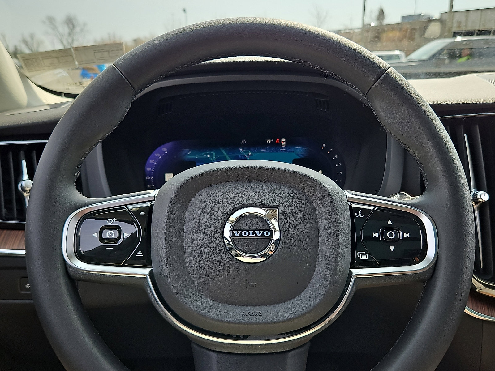 Certified 2023 Volvo XC60 B5 Plus w/ Protection Package Premier image 20