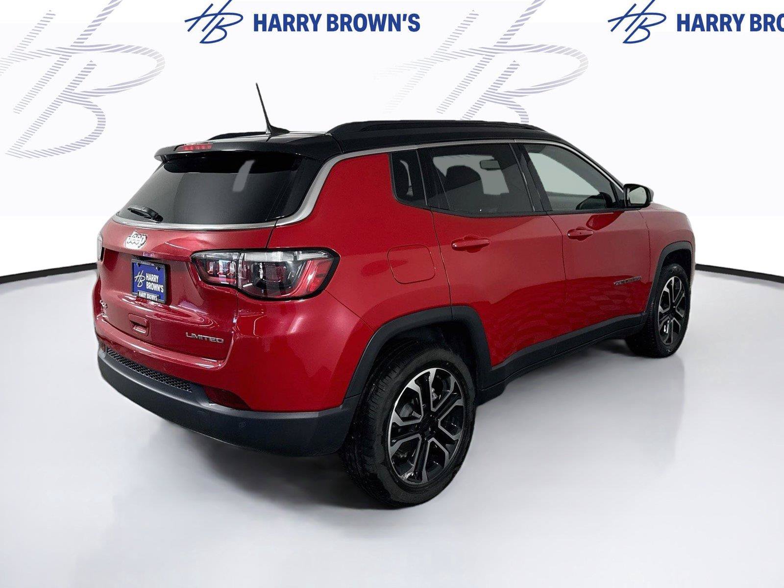 Used 2023 Jeep Compass Limited AWD/4WD image 29