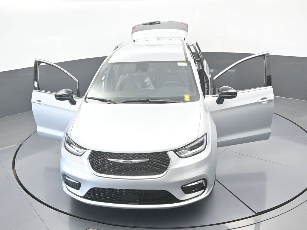 New 2026 Chrysler Pacifica Select image 69
