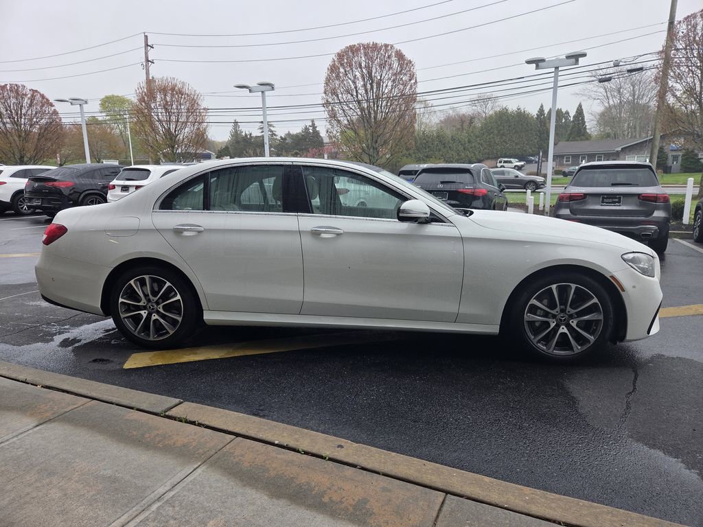 Used 2023 Mercedes-Benz E 450 4MATIC Sedan image 7