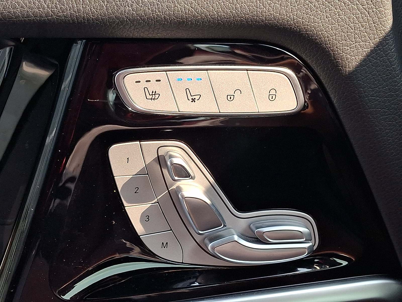 Certified 2024 Mercedes-Benz G 63 AMG 4MATIC image 27