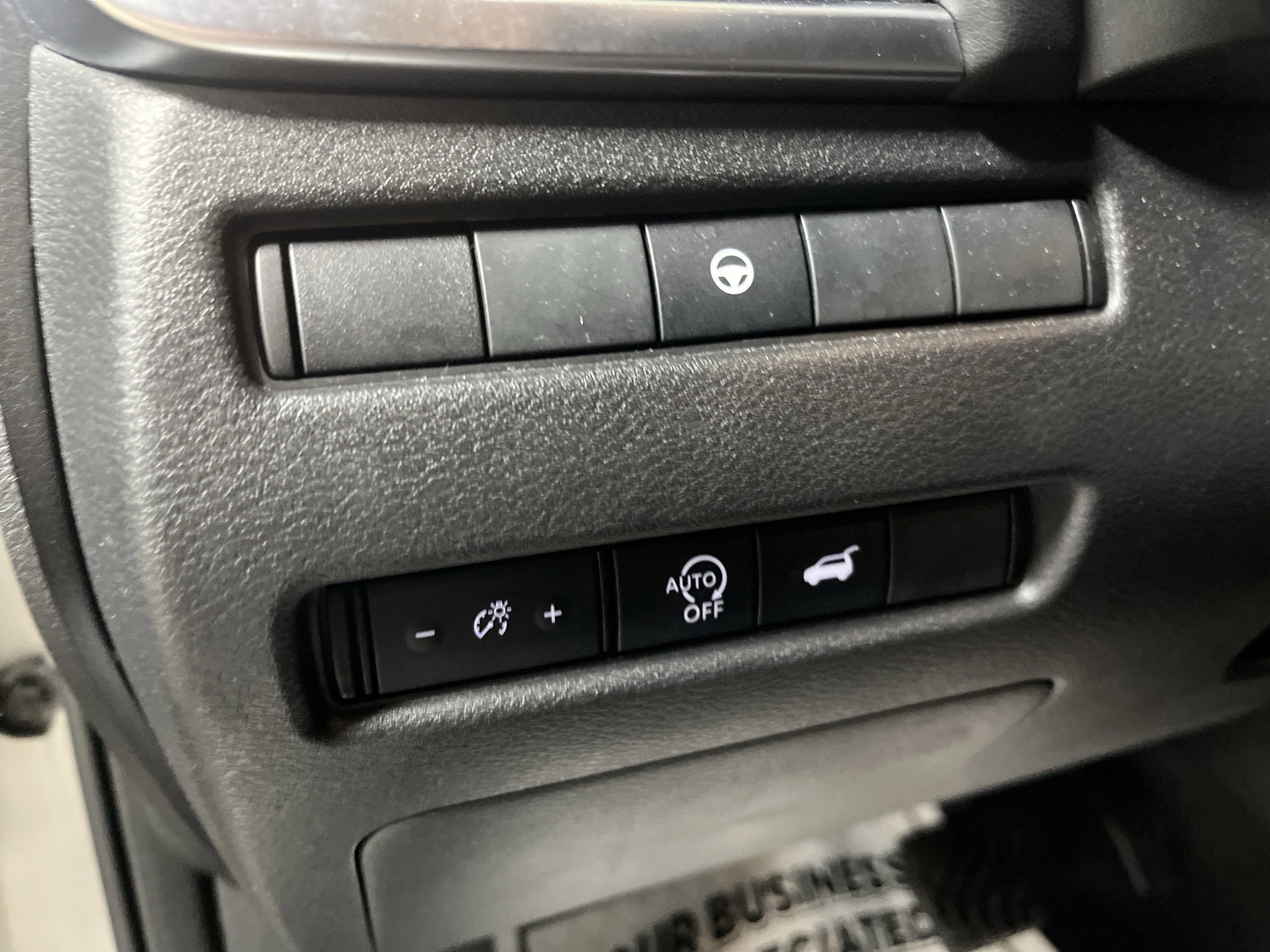 Used 2024 Nissan Rogue SV image 11