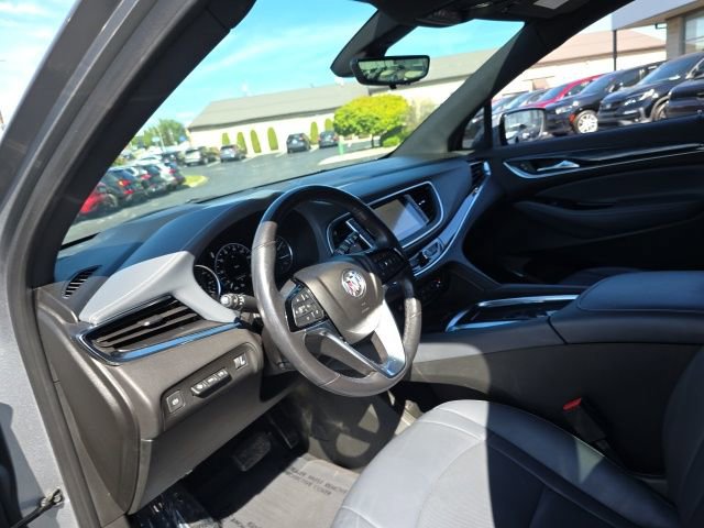 Used 2024 Buick Enclave Premium AWD/4WD image 18