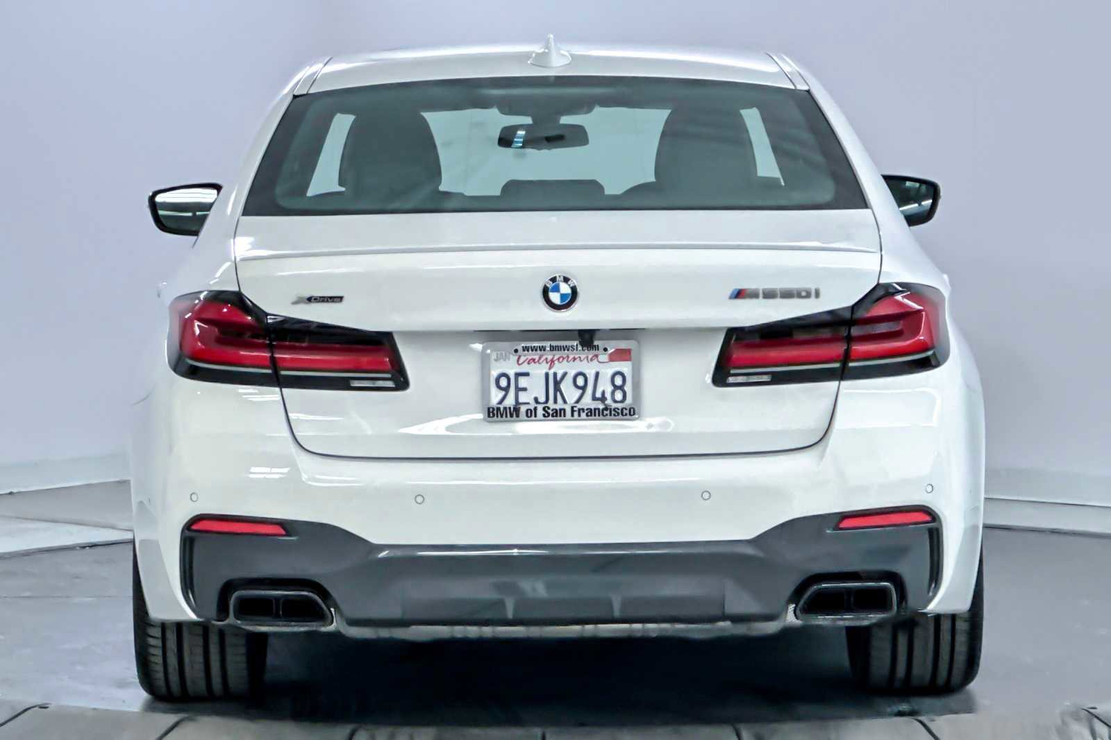 Used 2023 BMW M550i xDrive image 7