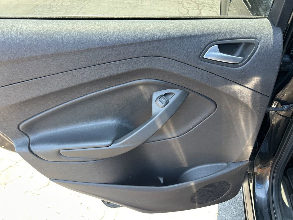 Used 2018 Ford Escape SEL FWD image 37