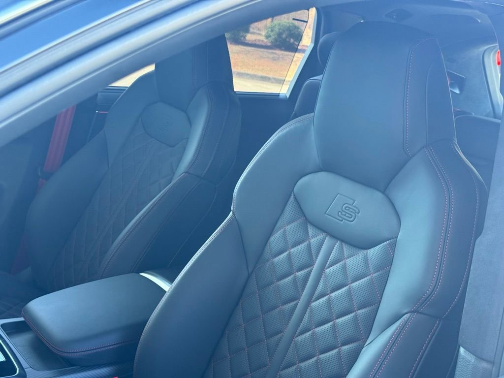 New 2026 Audi SQ7 Prestige image 18