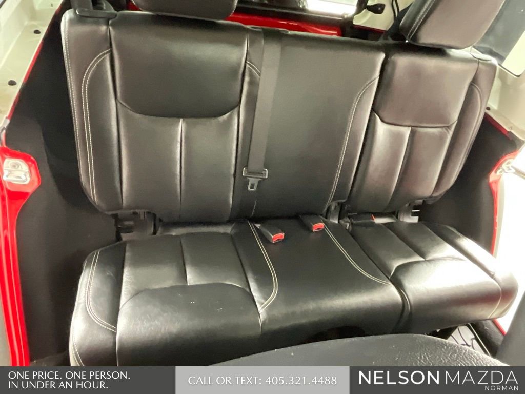 Used 2016 Jeep Wrangler Unlimited Rubicon image 29
