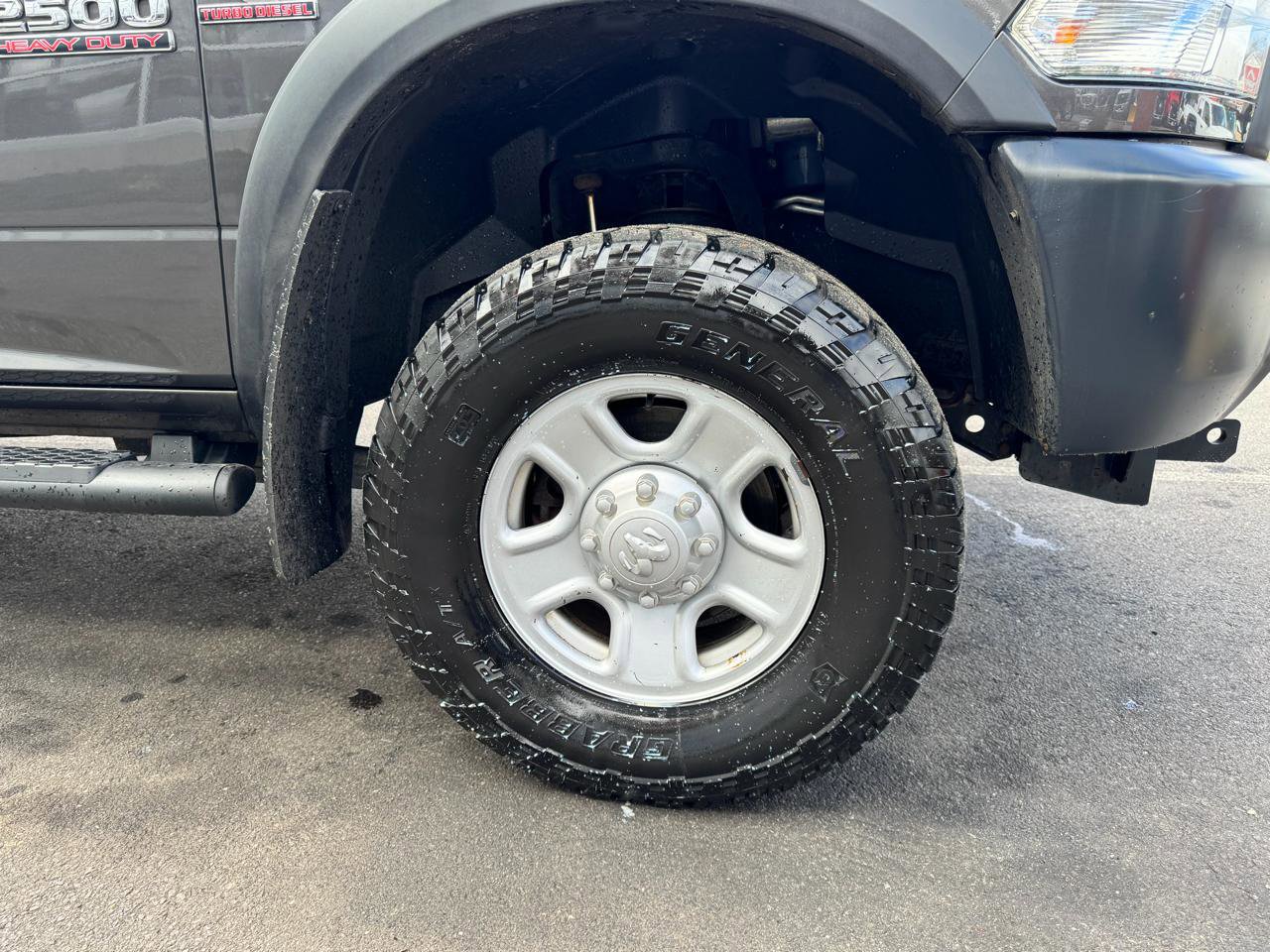 Used 2018 RAM 2500 Tradesman w/ Snow Chief Group image 12