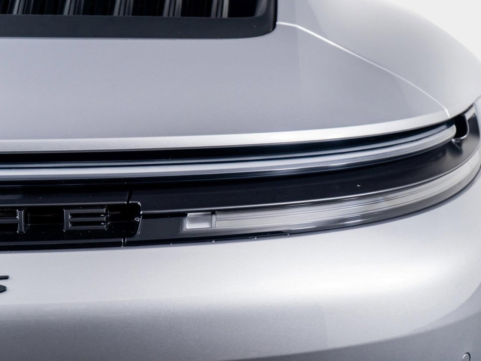 Used 2025 Porsche 911 Carrera GTS RWD image 13