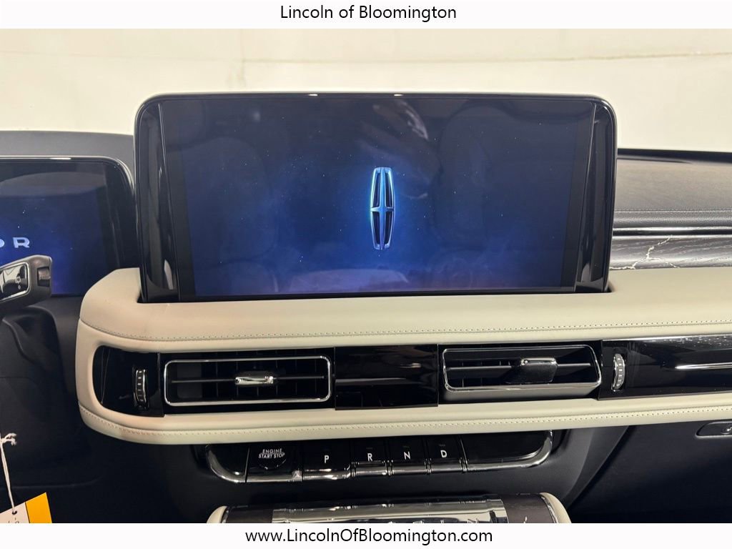 New 2026 Lincoln Aviator Black Label w/ Dynamic Handling Package image 29