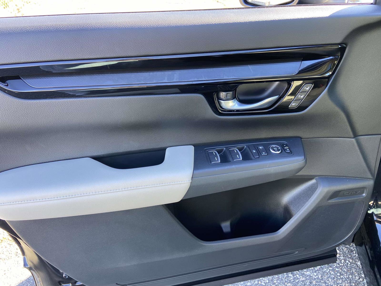 Certified 2025 Honda CR-V EX-L image 12