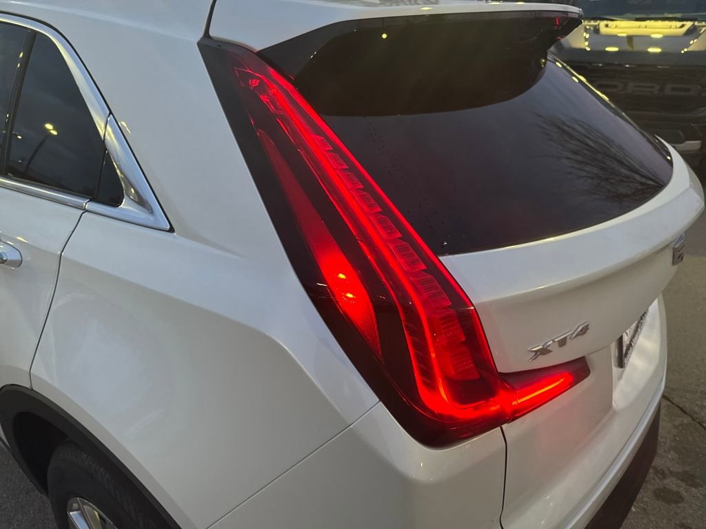 Used 2022 Cadillac XT4 Premium Luxury w/ Enhanced Visibility Package image 42