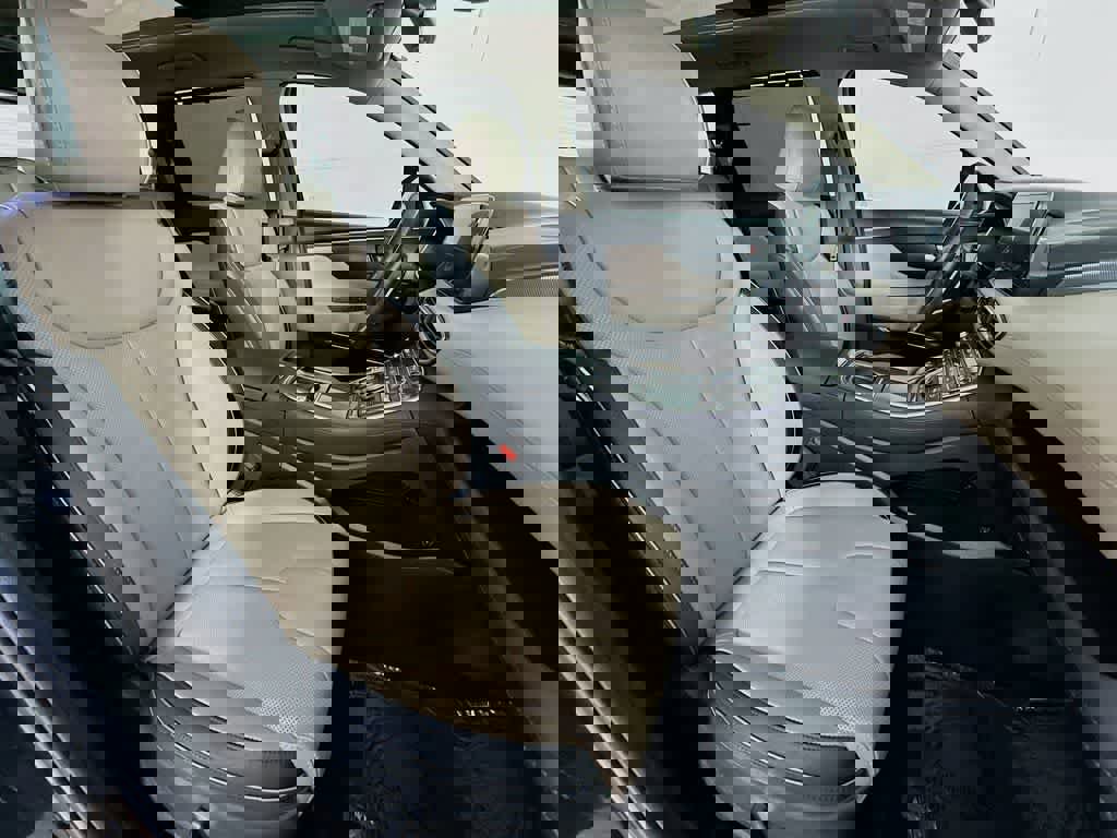 Used 2022 Hyundai Santa Fe Limited AWD/4WD image 15