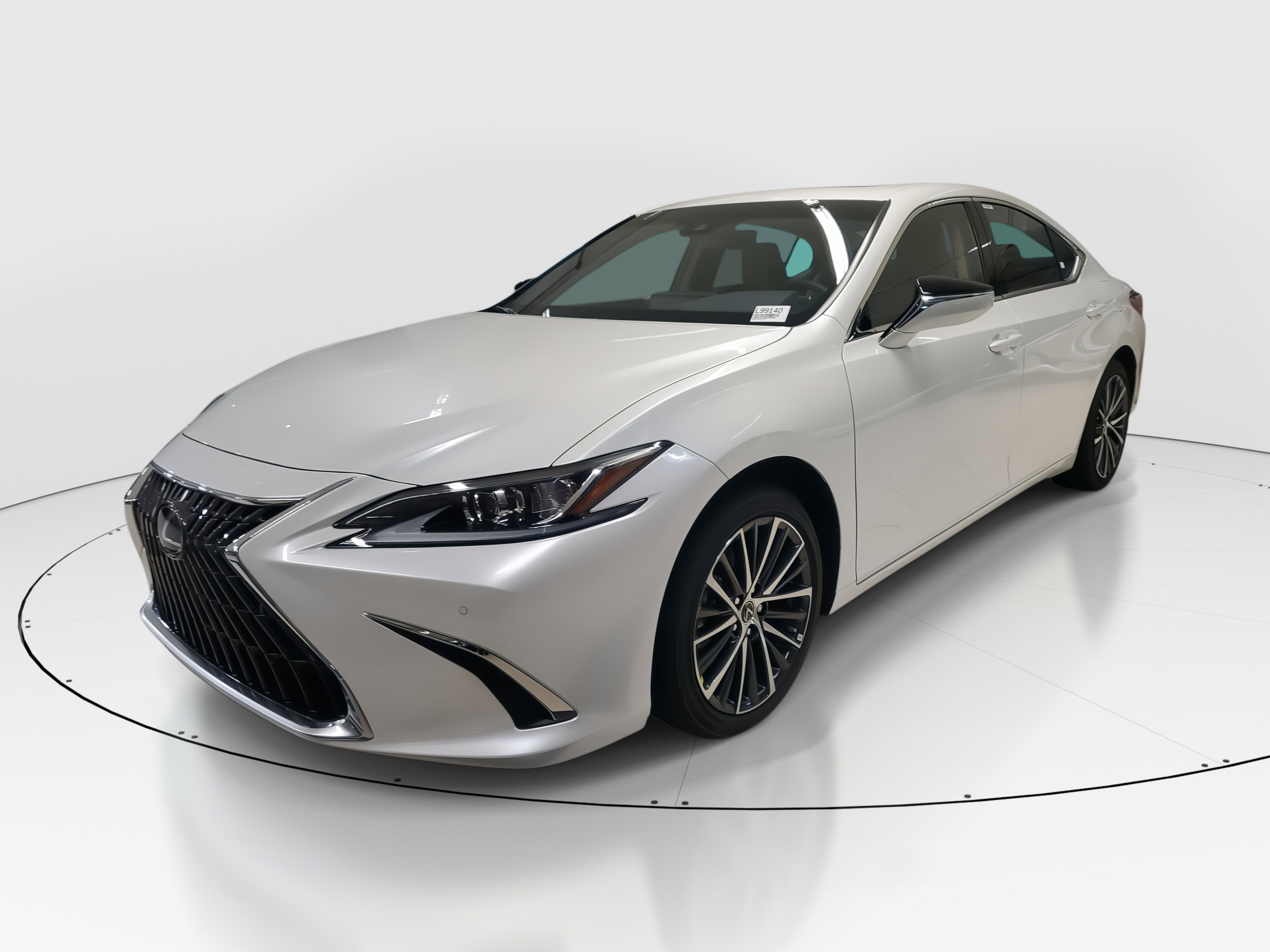 New 2025 Lexus ES 350 w/ Premium Package image 4