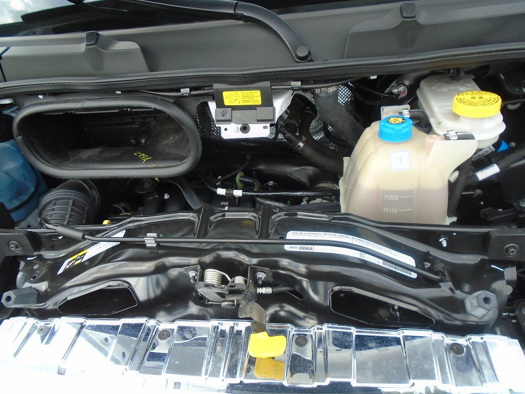 Used 2025 RAM ProMaster 2500 w/ U-Haul Equipment Group FWD image 19