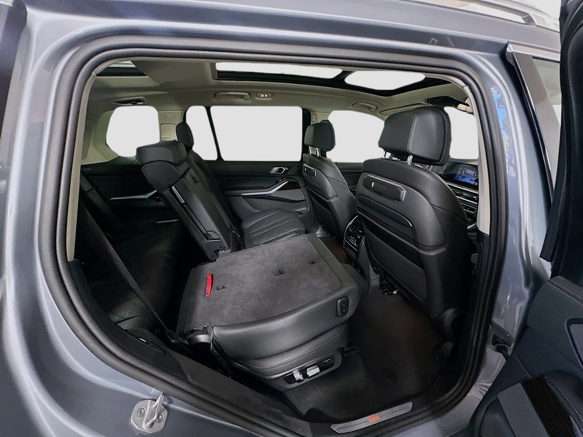 Used 2024 BMW X7 xDrive40i image 28