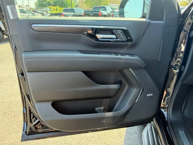 New 2026 Chevrolet Tahoe Premier AWD/4WD image 17