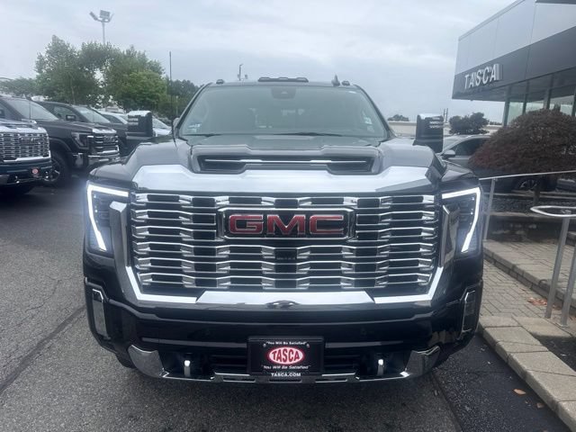 Used 2025 GMC Sierra 2500 Denali w/ Denali Reserve Package AWD/4WD image 2