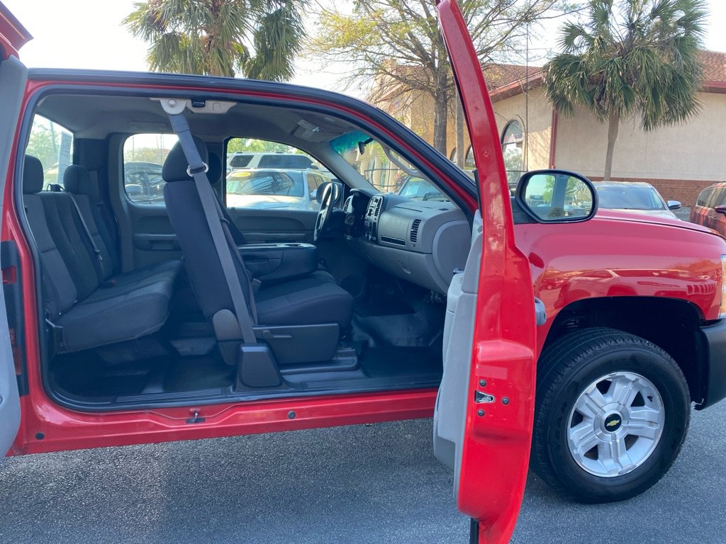 Used 2010 Chevrolet Silverado 1500 W/T RWD image 31