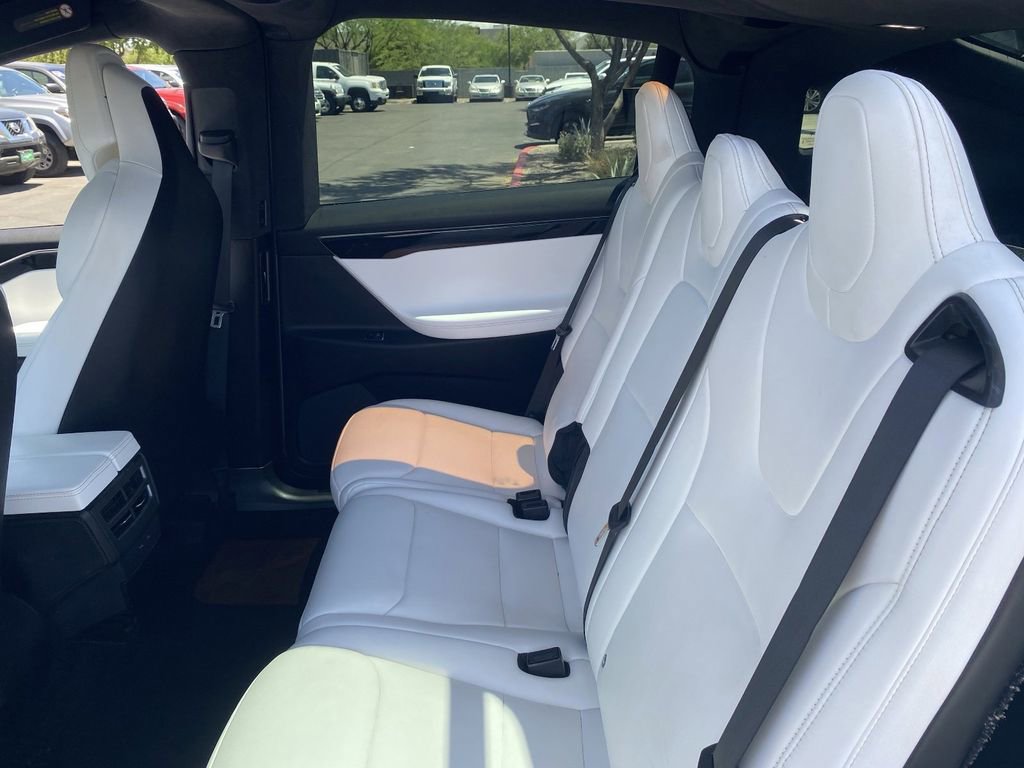 Used 2018 Tesla Model X 100D AWD/4WD image 16