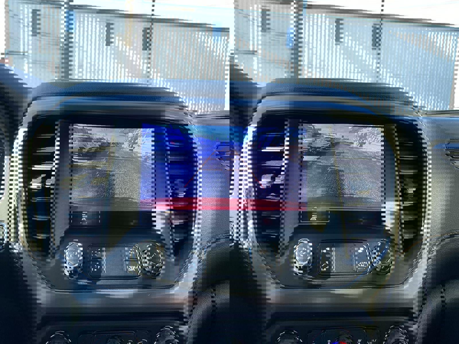 Used 2023 GMC Acadia AT4 image 7