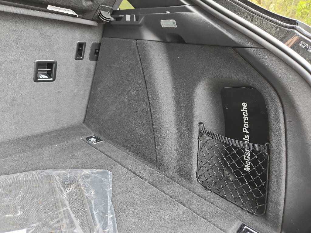 New 2025 Porsche Macan image 45