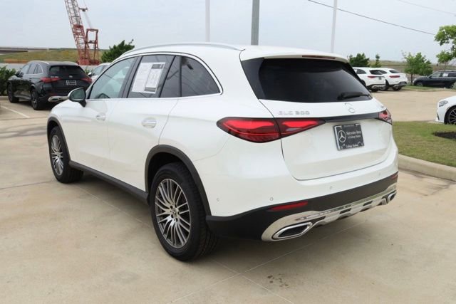 Certified 2025 Mercedes-Benz GLC 300 4MATIC image 7
