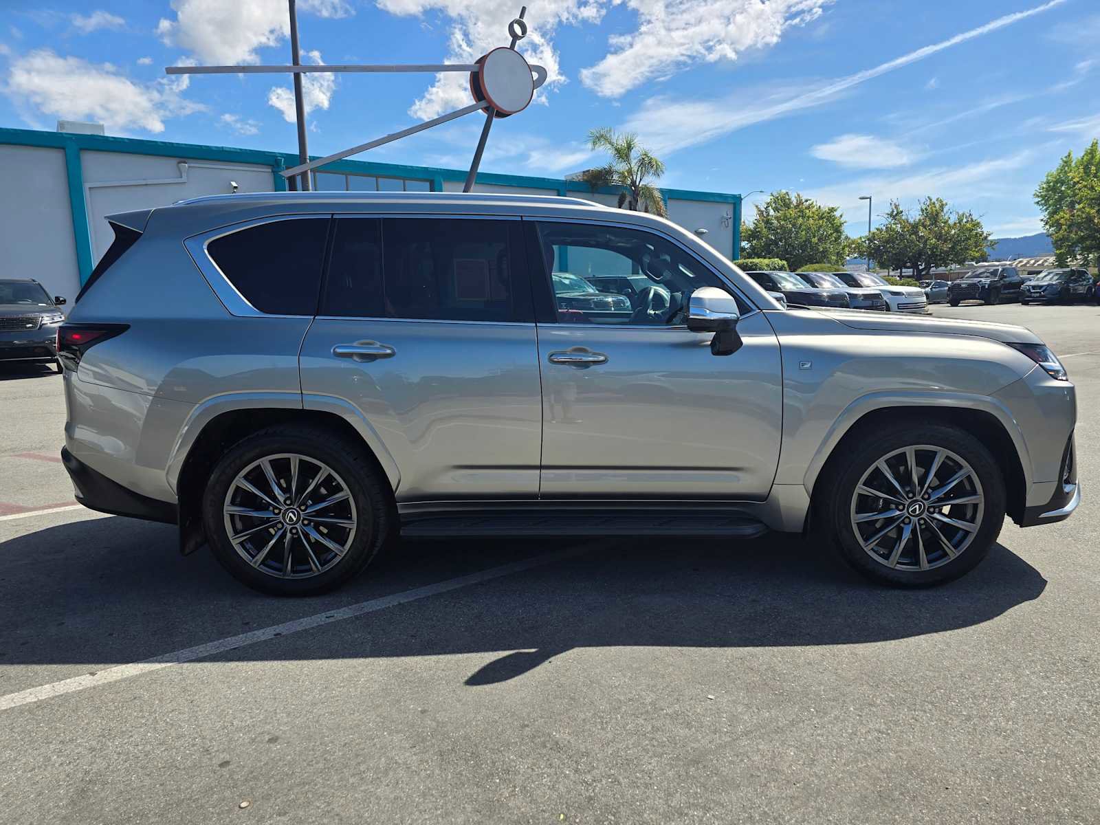 Used 2023 Lexus LX 600 F Sport w/ Accessory Package (Z1) AWD/4WD image 6