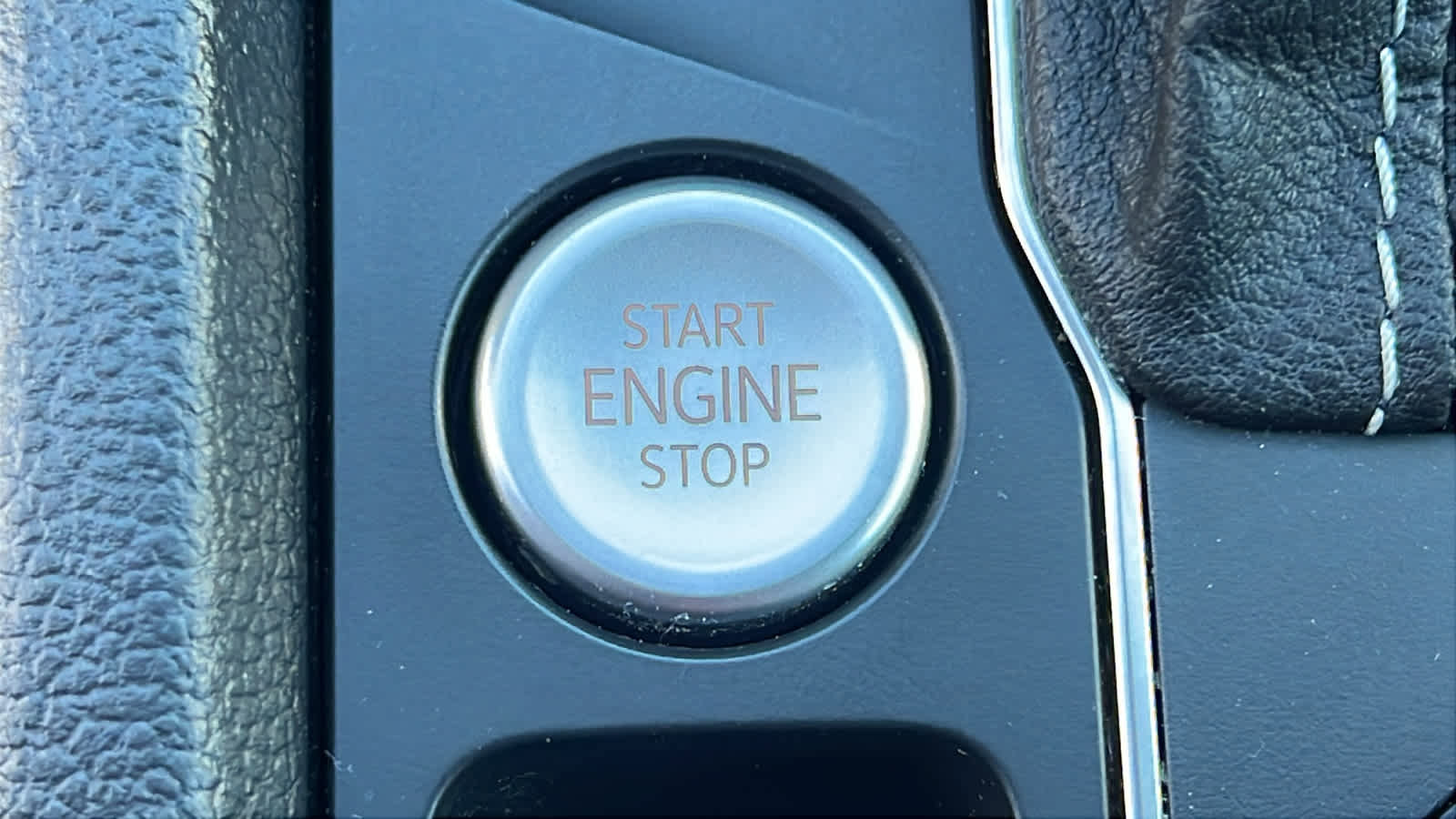 Used 2022 Volkswagen Atlas SE image 17