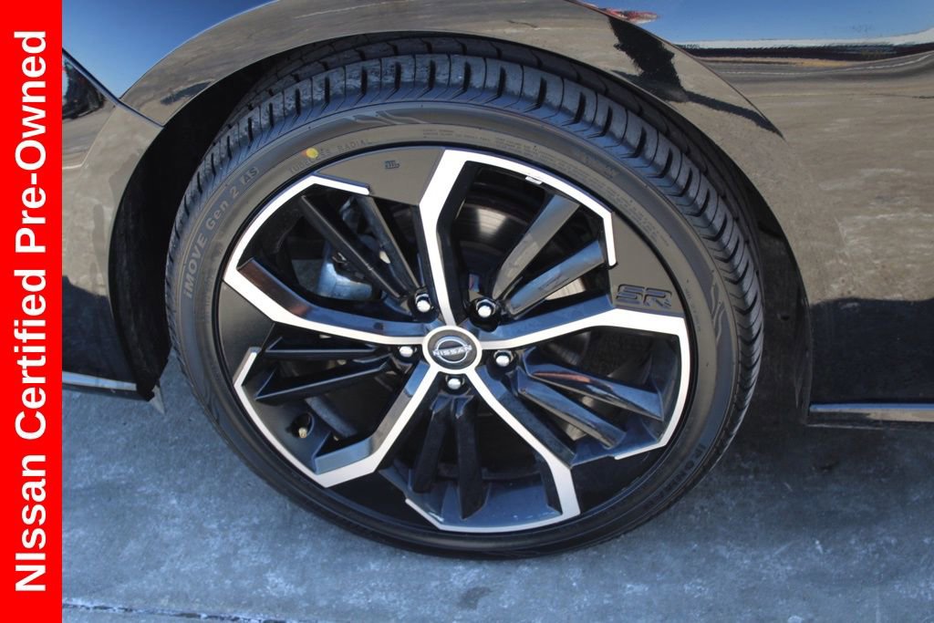 Certified 2025 Nissan Altima 2.5 SR image 11