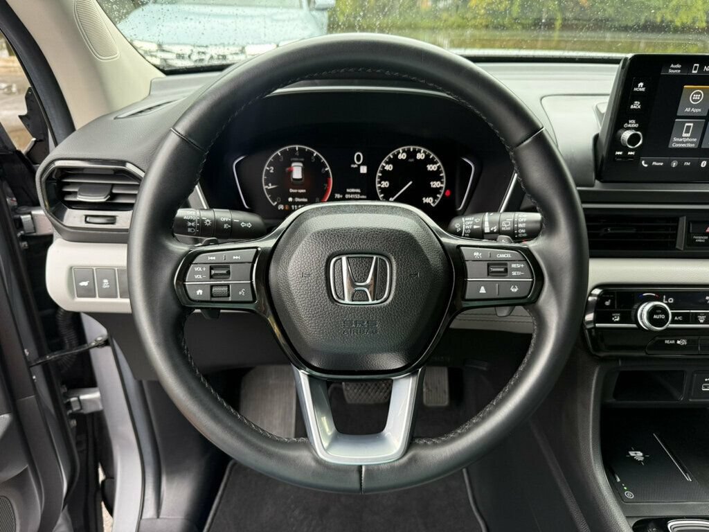 Used 2025 Honda Pilot EX-L image 5