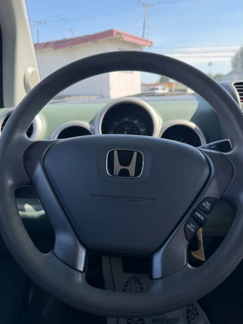 Used 2005 Honda Element EX image 19