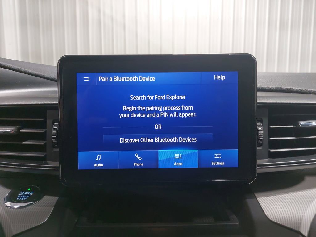 Used 2020 Ford Explorer XLT image 25