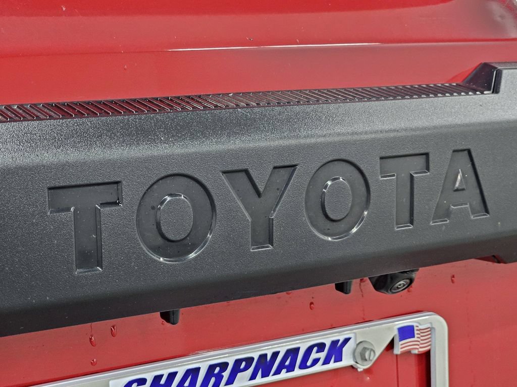 Used 2025 Toyota 4Runner SR5 AWD/4WD image 27