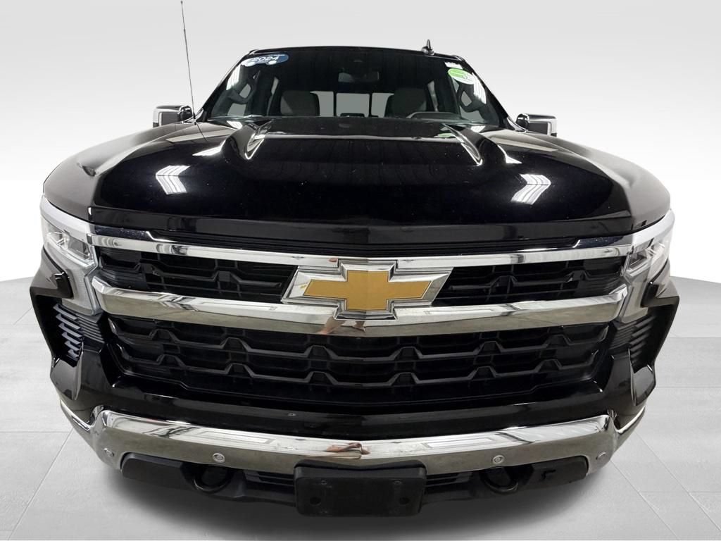 Used 2024 Chevrolet Silverado 1500 LT w/ Max Trailering Package AWD/4WD image 2