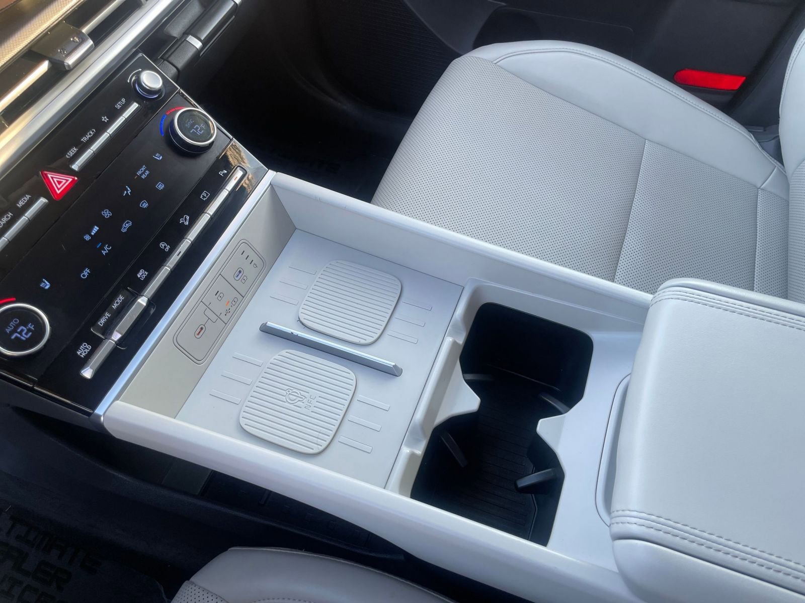 Used 2025 Hyundai Santa Fe SEL image 41