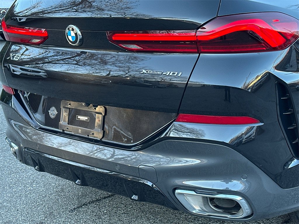 Used 2023 BMW X6 xDrive40i w/ M Sport Package image 5