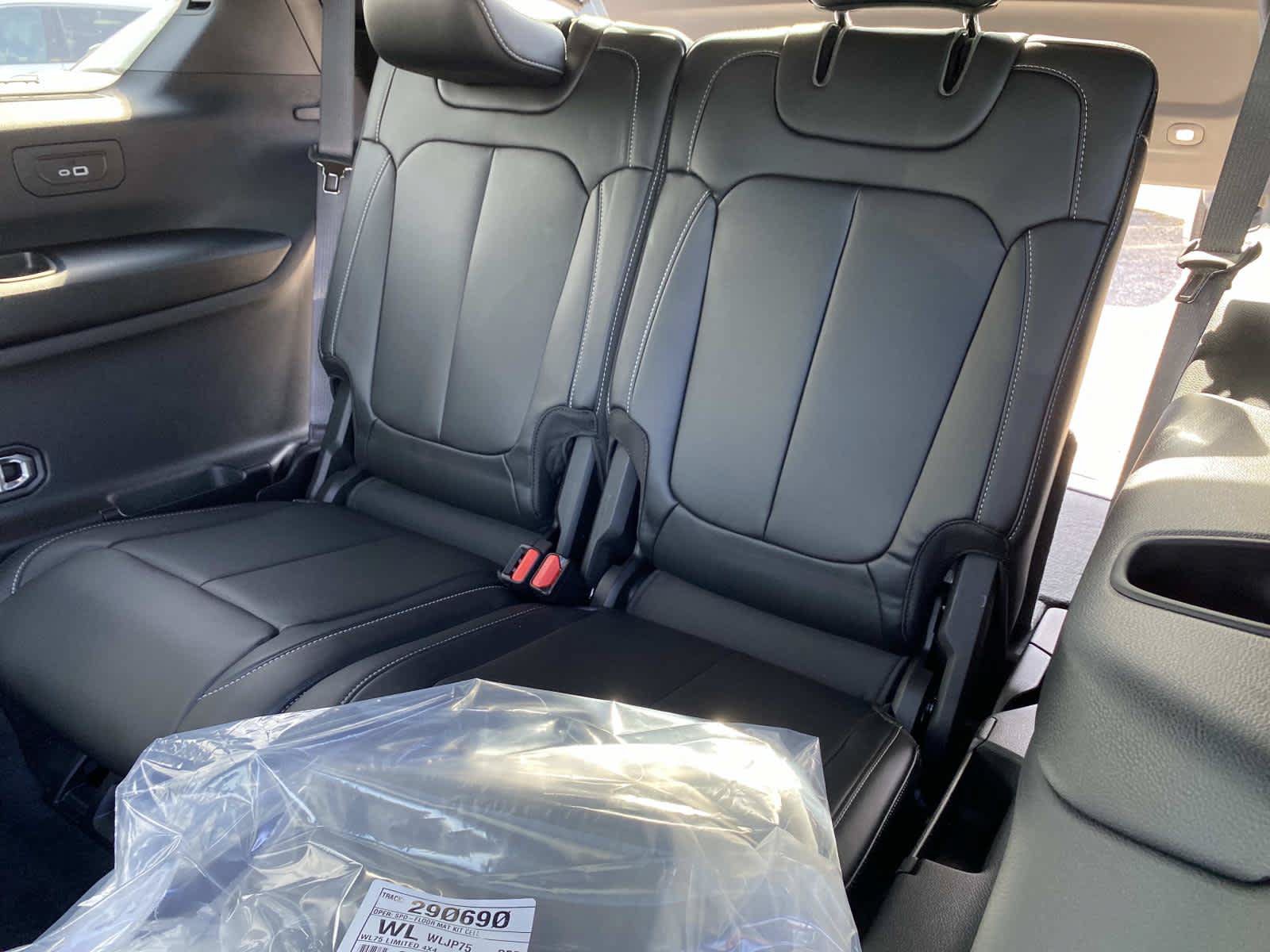 New 2027 Jeep Grand Cherokee L Limited AWD/4WD image 5