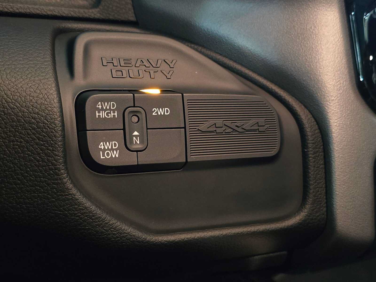 Used 2024 RAM 3500 Big Horn w/ Sport Appearance Package AWD/4WD image 33