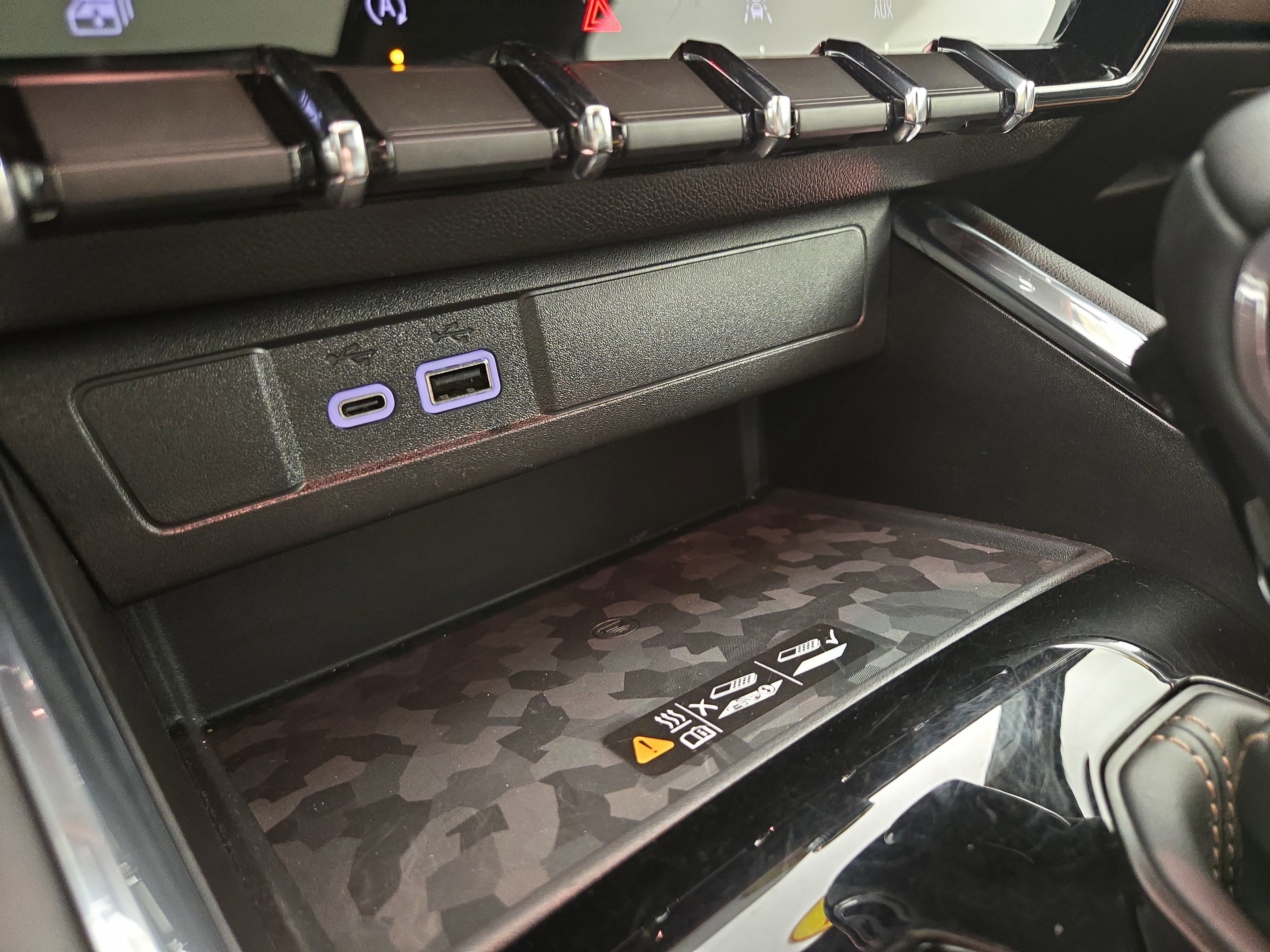 Certified 2024 GMC Canyon AT4 w/ AT4 Premium Package image 27