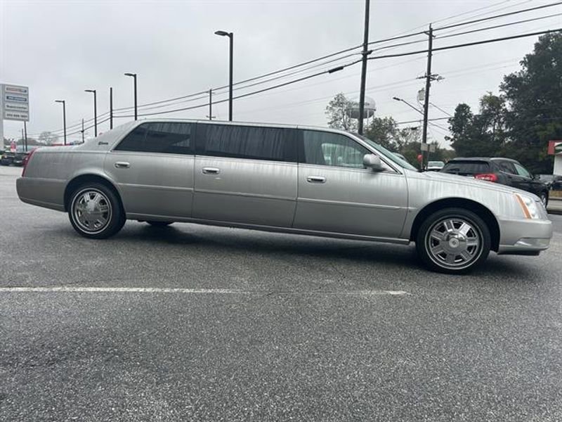 Used 2008 Cadillac DTS 1SH image 3