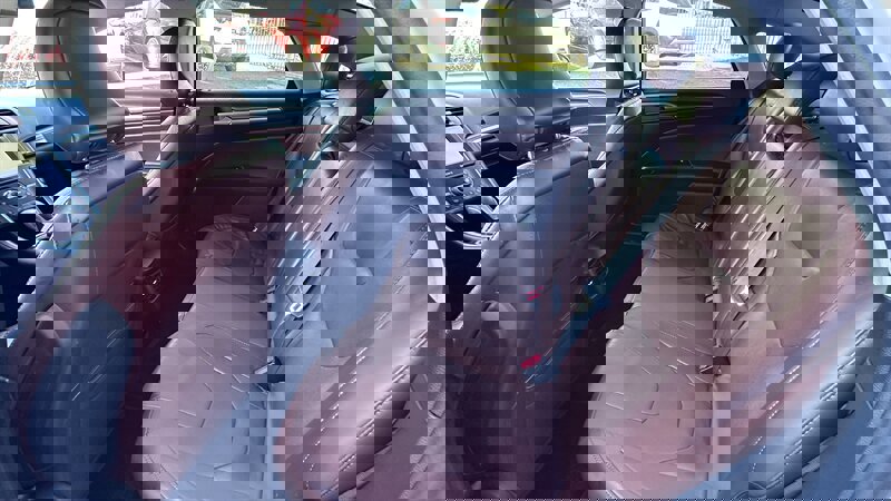 Used 2016 Ford Fusion Titanium image 3