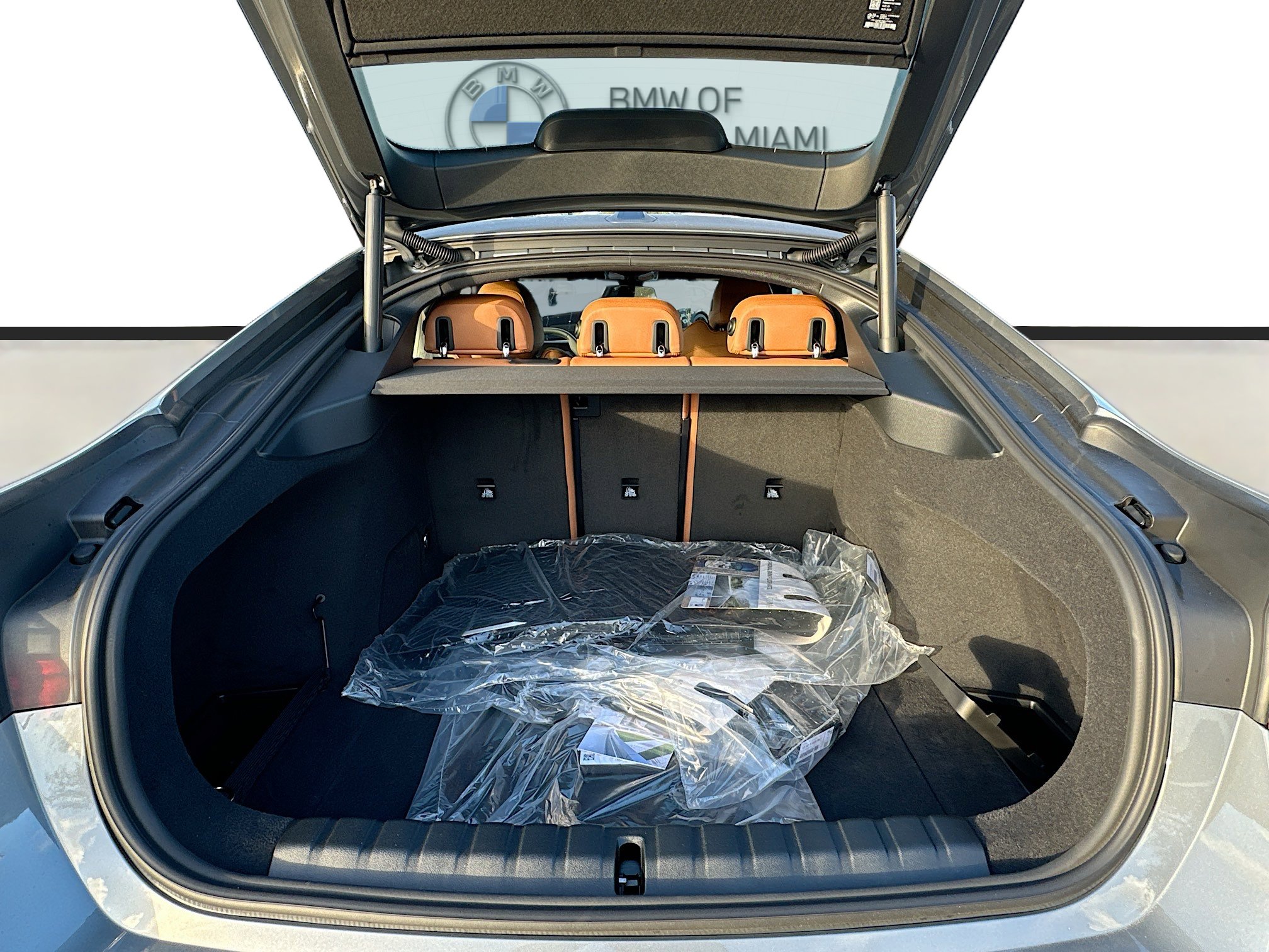 New 2026 BMW i4 eDrive40 w/ Parking Assistance Package image 21