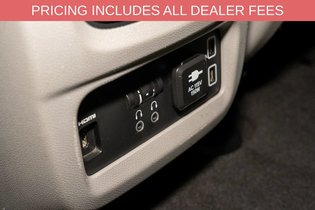 Used 2019 Honda Pilot Touring image 9