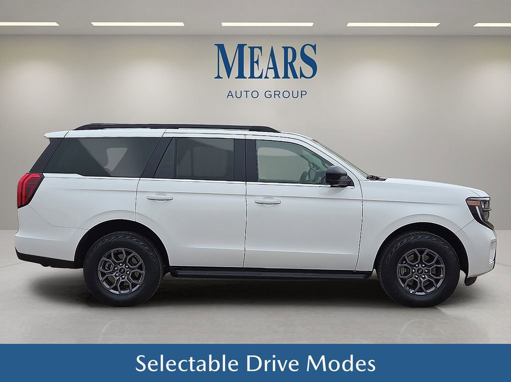 Used 2025 Ford Expedition Active image 7