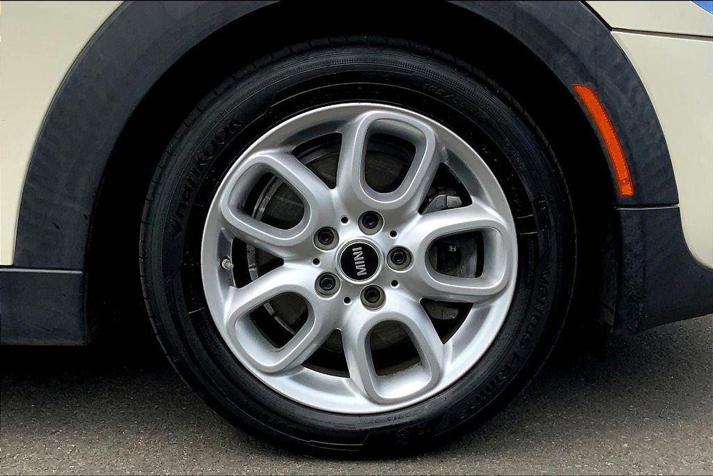 Used 2019 MINI Cooper S image 6