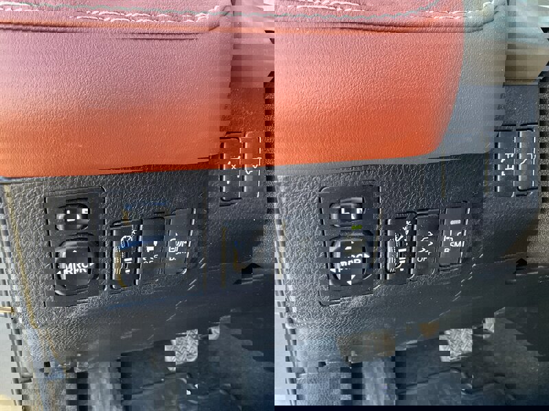 Used 2014 Toyota RAV4 Limited w/ Technology Package image 25